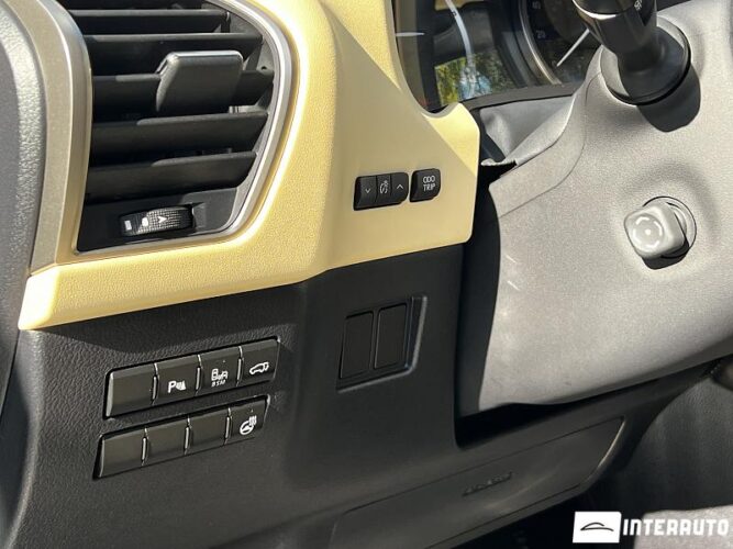 Lexus NX 300H 43 interauto-car