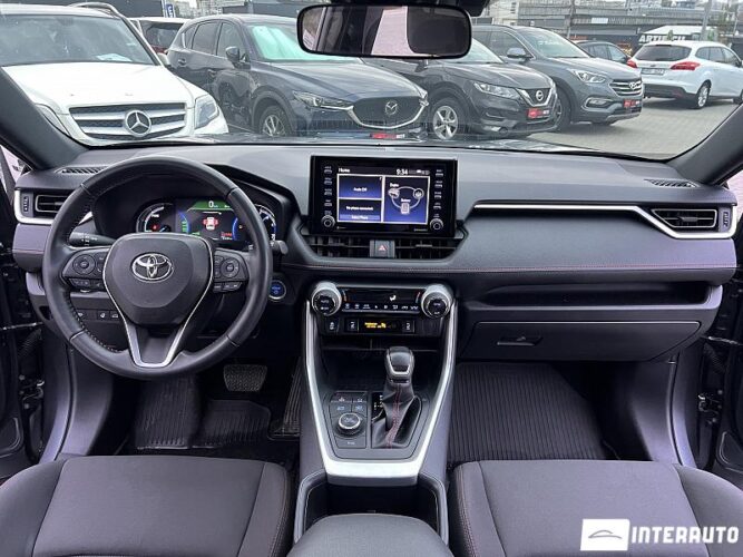 Toyota Rav-4 40 interauto-car