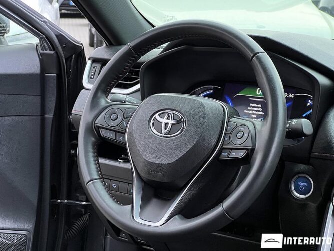Toyota Rav-4 41 interauto-car