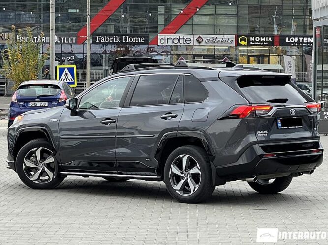 Toyota Rav-4 38 interauto-car