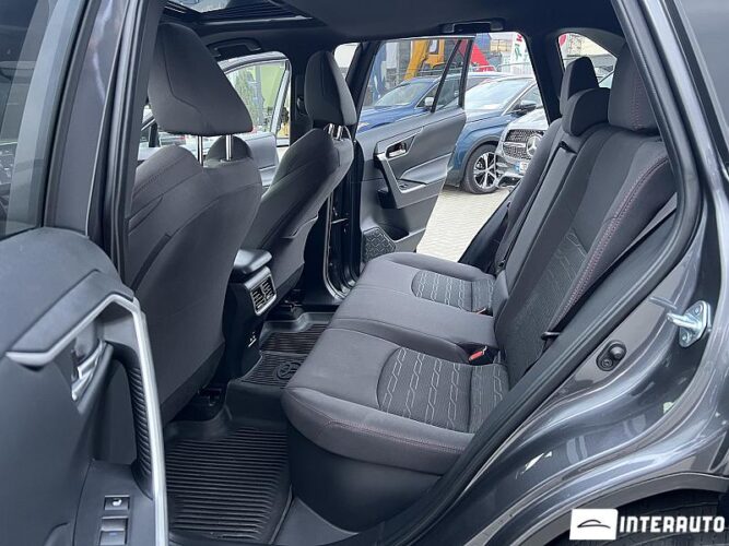 Toyota Rav-4 46 interauto-car