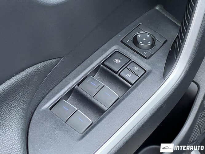 Toyota Rav-4 54 interauto-car