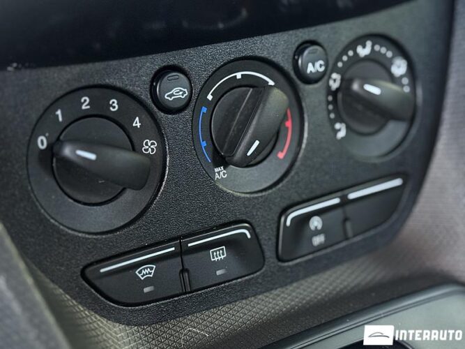 Ford Transit Connect 44 interauto-car