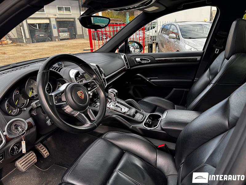 Porsche Cayenne S Hybrid 15 automobil-interauto