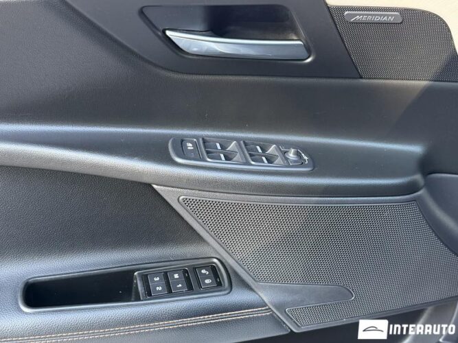 Jaguar XE 38 interauto-car