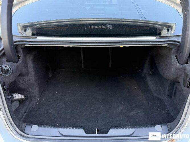 Jaguar XE 47 interauto-car