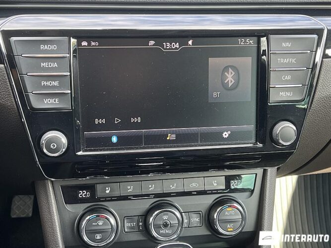 Skoda Superb 40 interauto-car