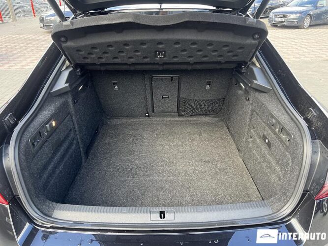 Skoda Superb 48 interauto-car