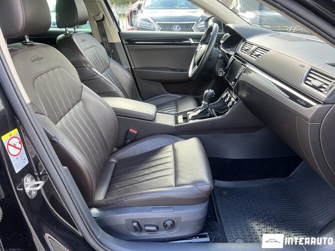 Skoda Superb 43 interauto-car