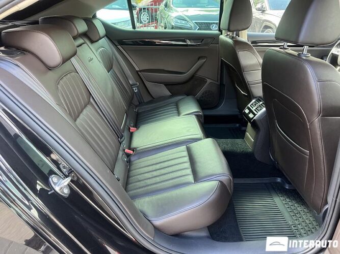 Skoda Superb 47 interauto-car
