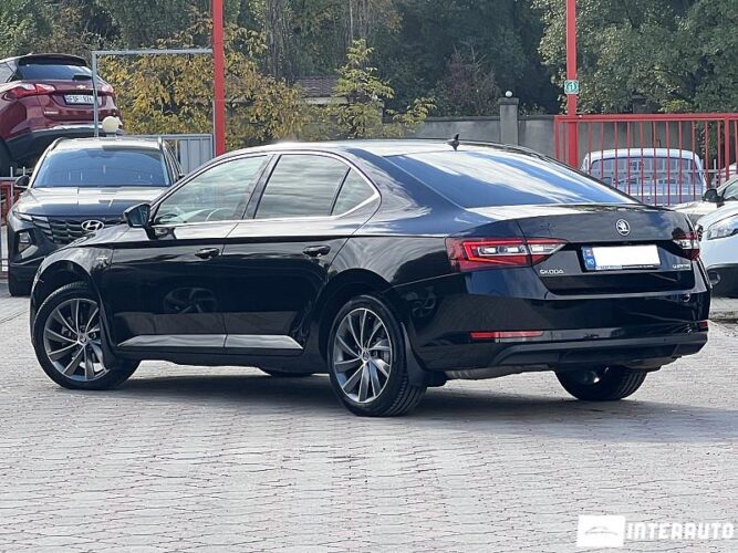 Skoda Superb 34 interauto-car