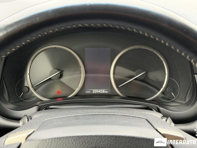 Lexus NX 300H 37 interauto-car