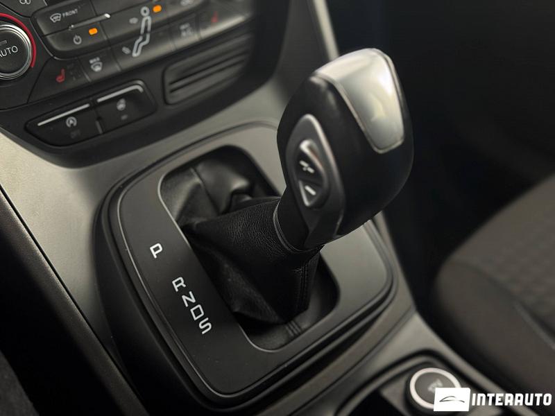 Ford Grand C-MAX 22 automobil-interauto