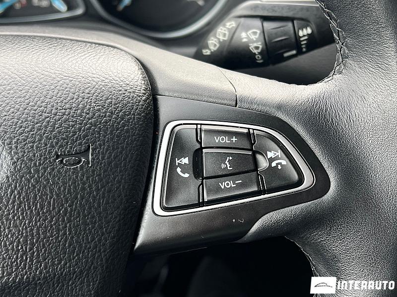Ford Grand C-MAX 21 automobil-interauto
