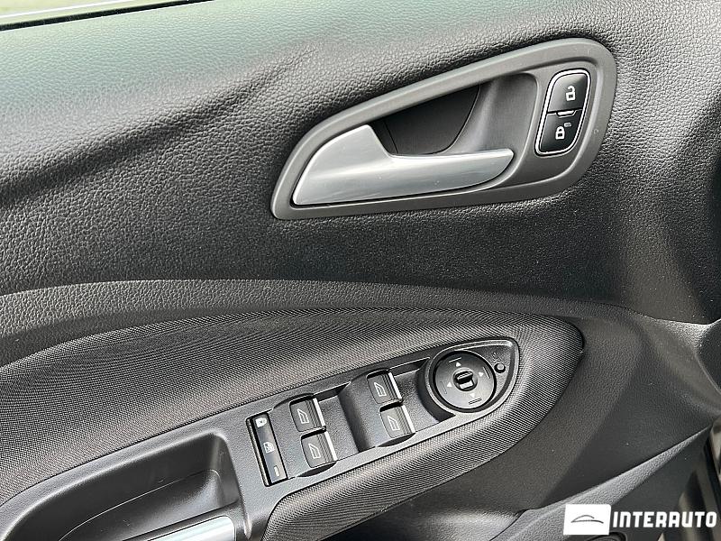 Ford Grand C-MAX 16 automobil-interauto