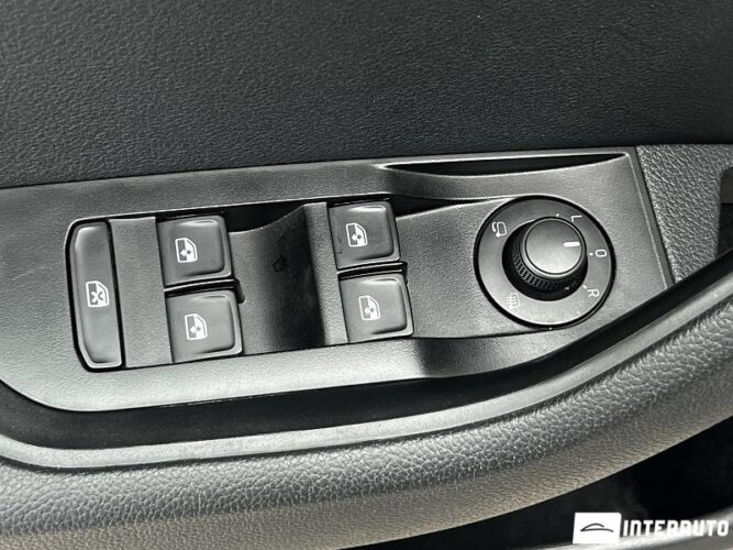 Skoda Superb 46 interauto-car