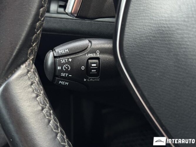 Peugeot 3008 47 interauto-car