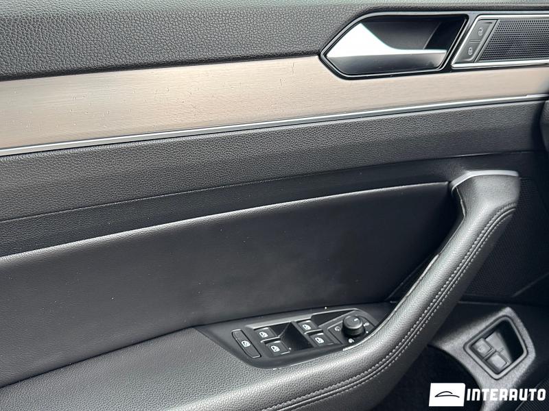 Volkswagen Passat 26 automobil-interauto