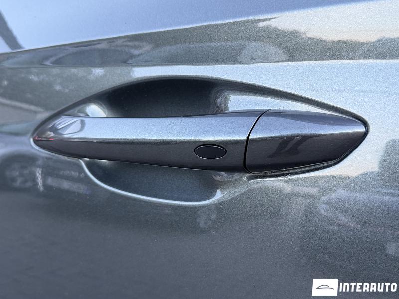 Hyundai Tucson 15 automobil-interauto