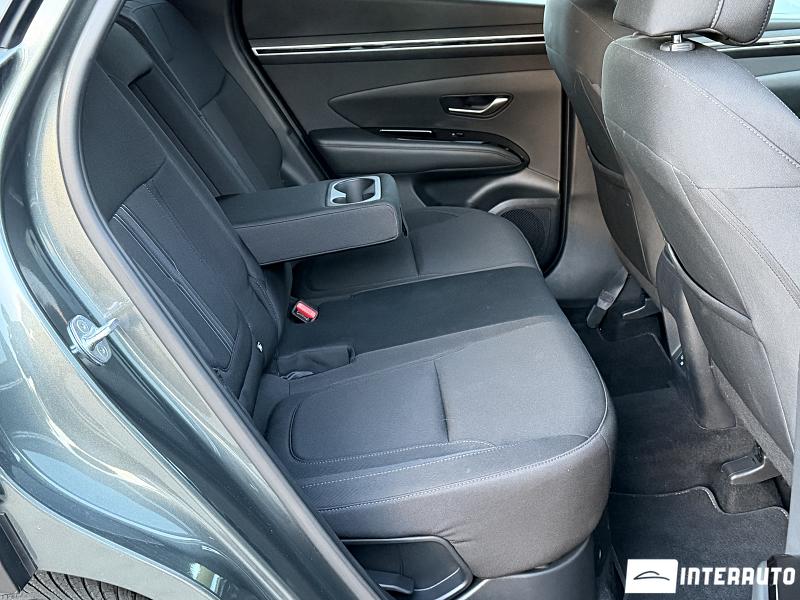Hyundai Tucson 28 automobil-interauto
