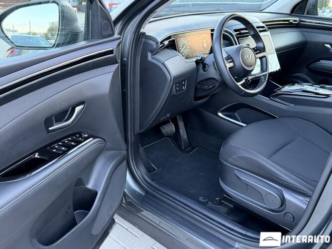 Hyundai Tucson 35 interauto-car