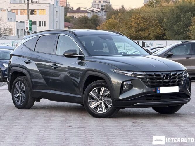 Hyundai Tucson 33 interauto-car