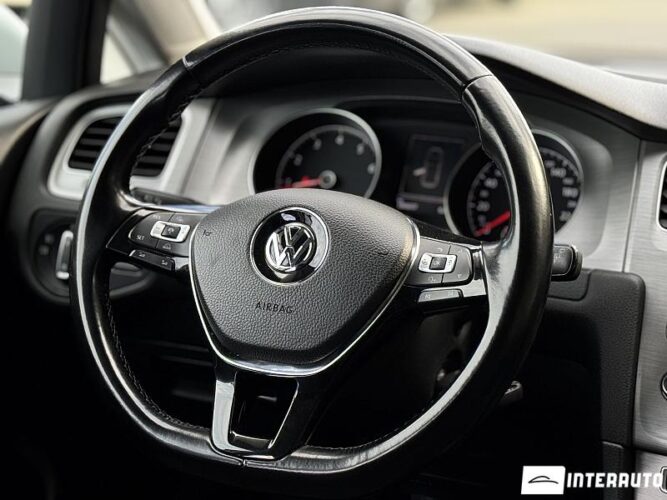 Volkswagen Golf 39 interauto-car