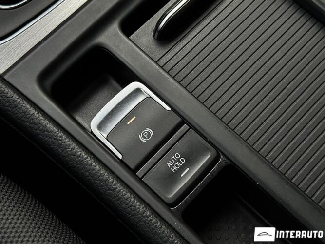 Volkswagen Golf 44 interauto-car