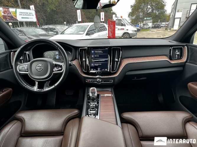 Volvo XC 60 42 interauto-car