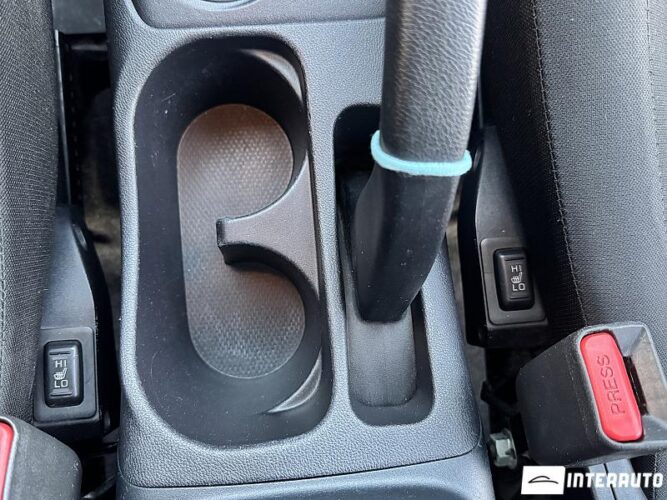 Mitsubishi ASX 41 interauto-car