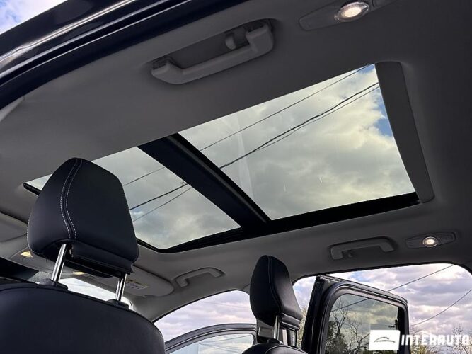 Ford Kuga 50 interauto-car