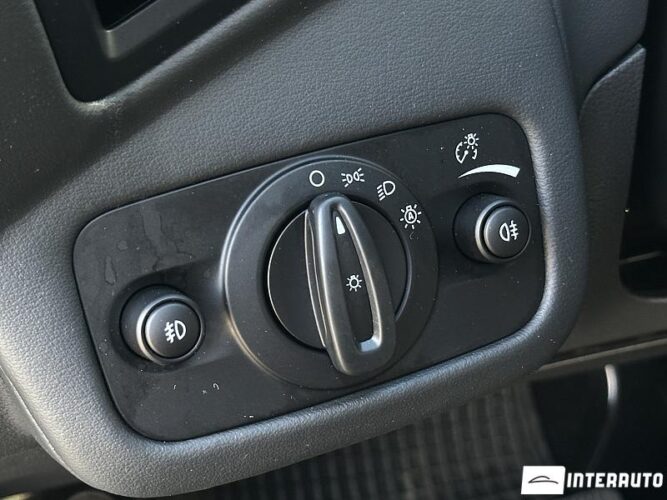 Ford Kuga 60 interauto-car