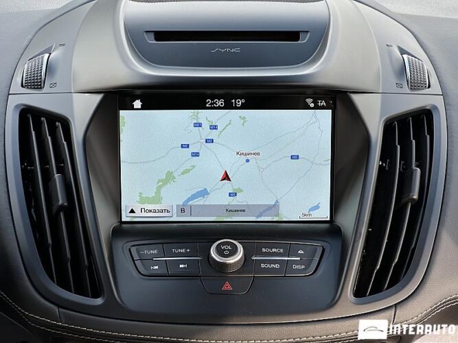 Ford Kuga 45 interauto-car