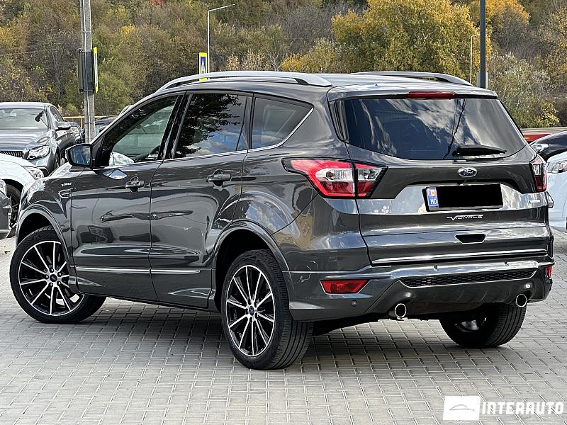 Ford Kuga 14 automobil-interauto