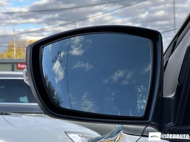 Ford Kuga 53 interauto-car