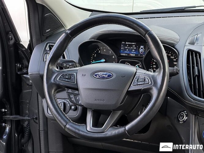 Ford Kuga 43 interauto-car