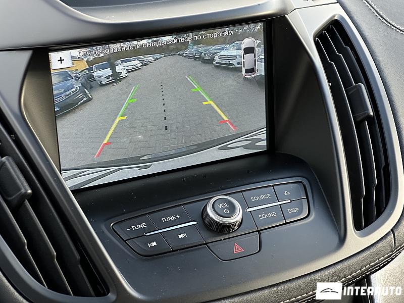 Ford Kuga 20 automobil-interauto