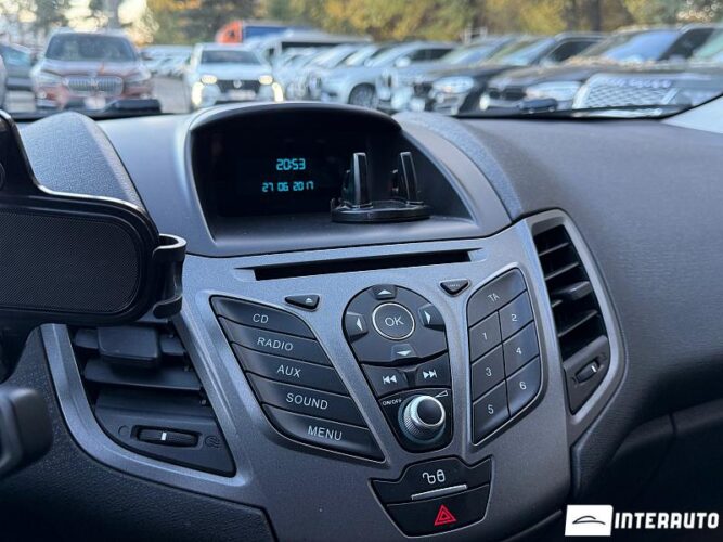 Ford Fiesta 37 interauto-car