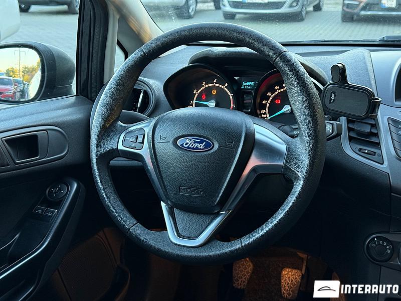 Ford Fiesta 19 automobil-interauto