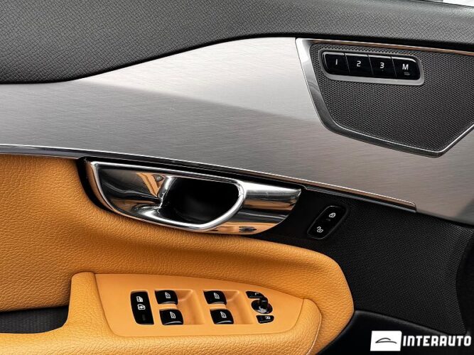 Volvo XC 90 54 interauto-car