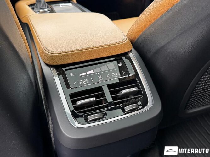 Volvo XC 90 50 interauto-car