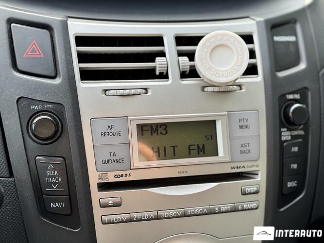 Toyota Yaris 37 interauto-car