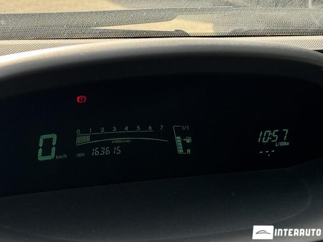 Toyota Yaris 36 interauto-car