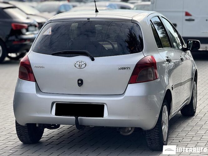Toyota Yaris 31 interauto-car