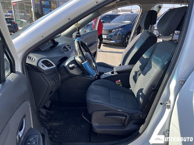 Renault Grand Scenic 34 interauto-car