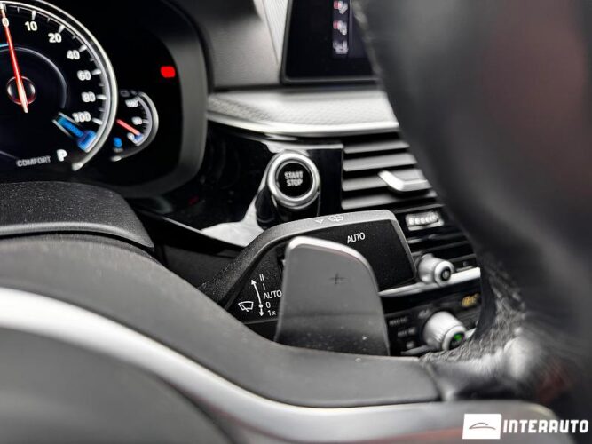 BMW 530e 46 interauto-car