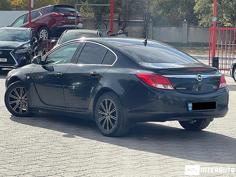 Opel Insignia 12 automobil-interauto
