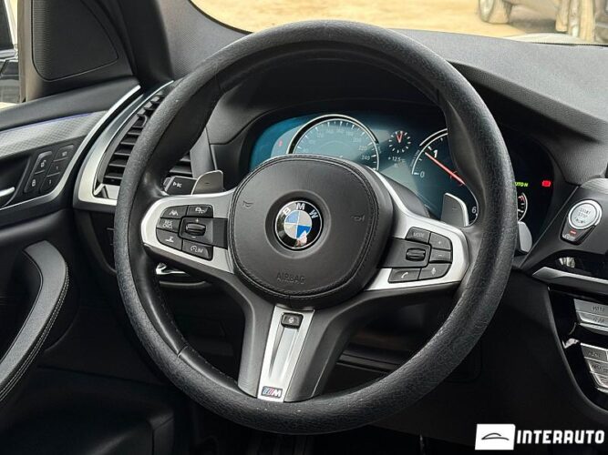 BMW X3 2.0D 42 interauto-car