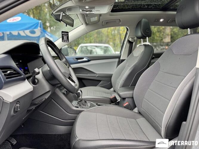 Volkswagen Taos 40 interauto-car