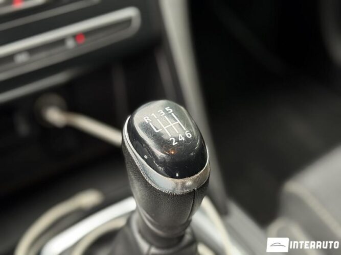 Renault Megane 42 interauto-car